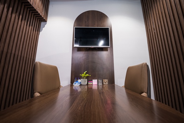 حلول المكاتب المهنية المهنية للأعمال — 3