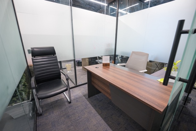 حلول المكاتب المهنية المهنية للأعمال — 5